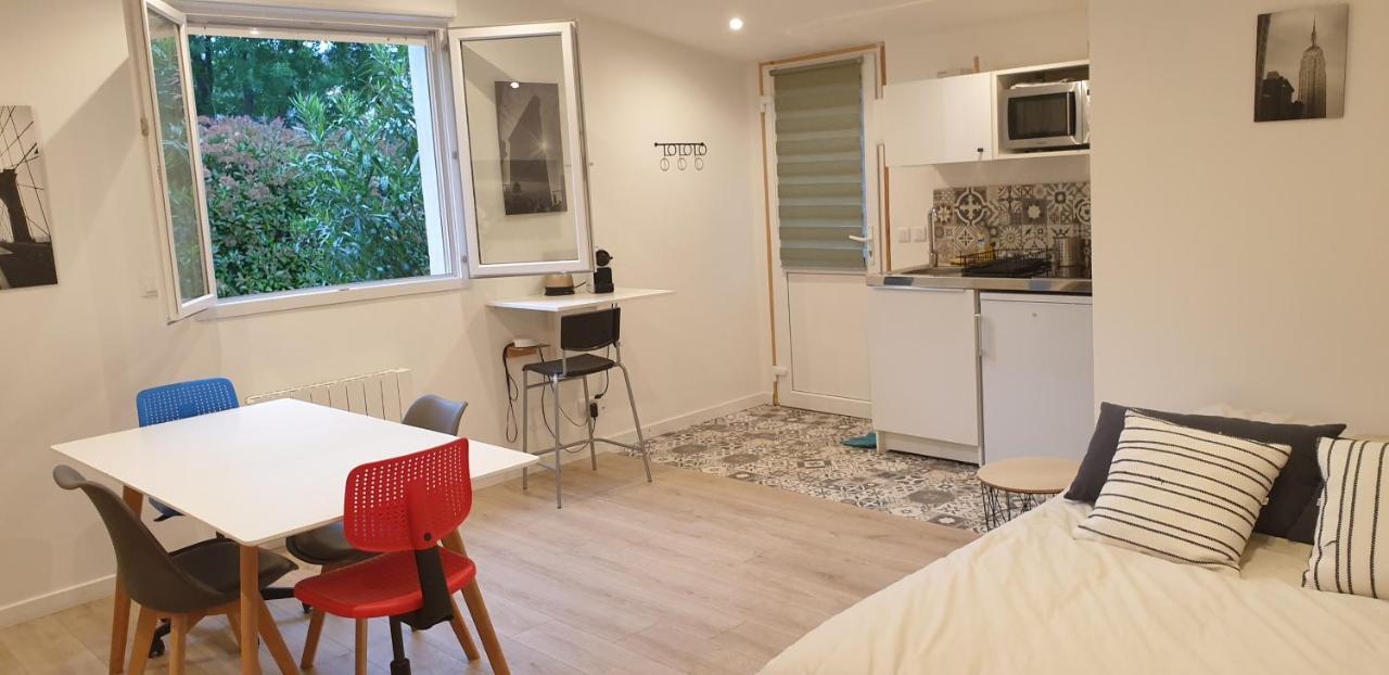 Adorable Studio 25M² Tres Calme Avec Parking Marsilia Exterior foto